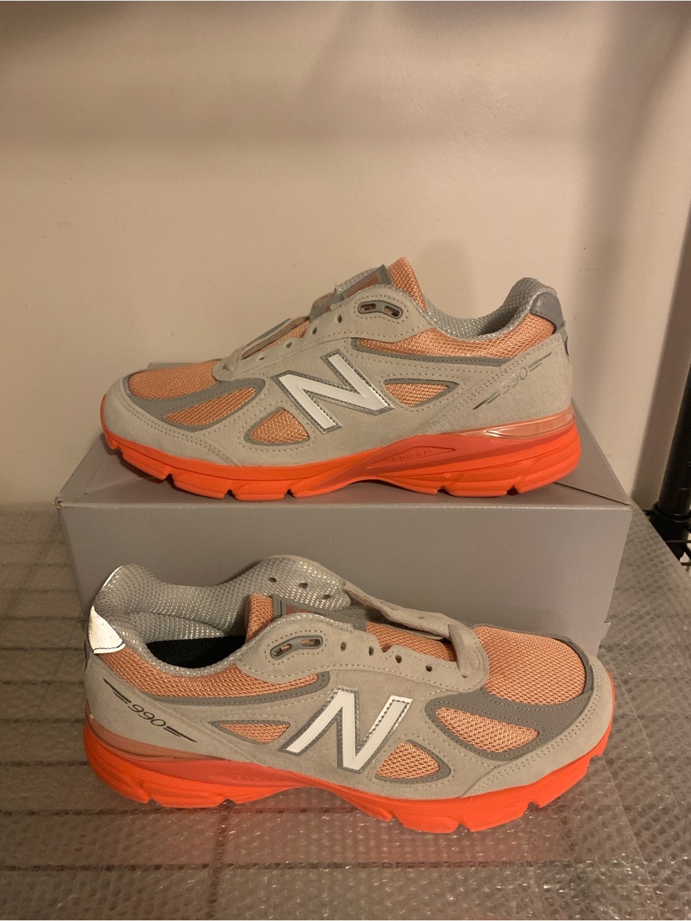 New Balance 990v4 Made in USA Moonbeam Tangerine Heat U990MO4 - Men’s Size 9